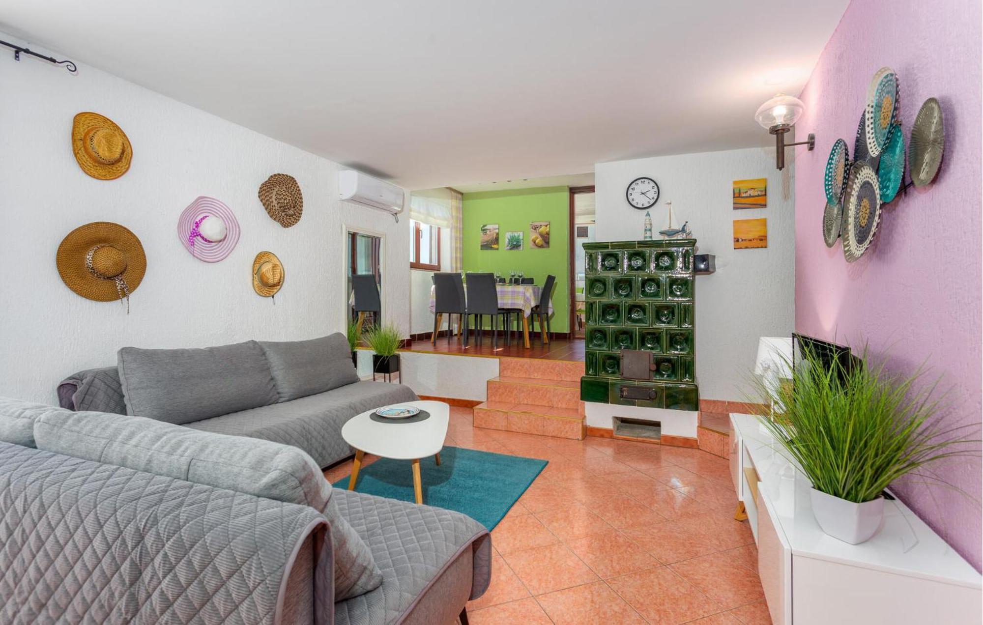 3 Bedroom Stunning Apartment In Krk Krk Town Exterior foto